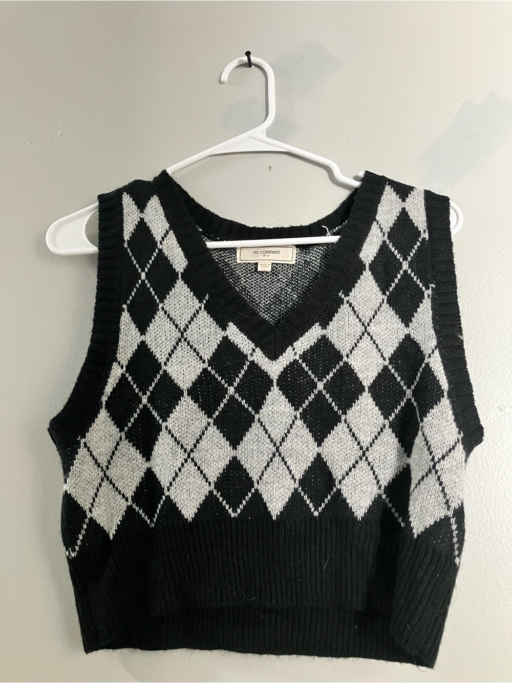 No Comment Black & White Argyle V-Neck Sweater Crop